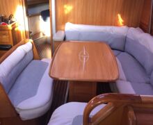 Bavaria 42-Cruiser-Gebrauchtyacht-Sailing-World-Yachtbrokers-2