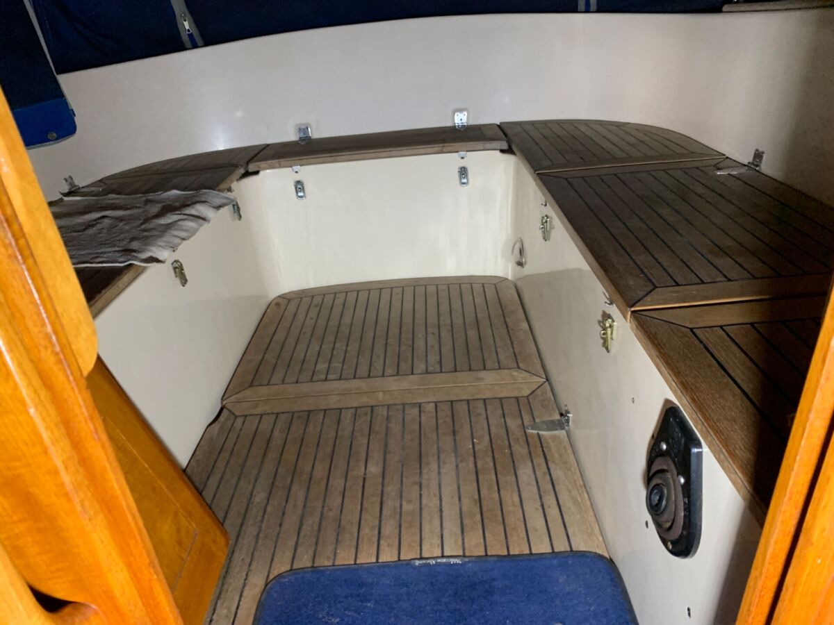 Motorsegler Hallberg-Rassy 94 Sailing World Yachtmakler 84