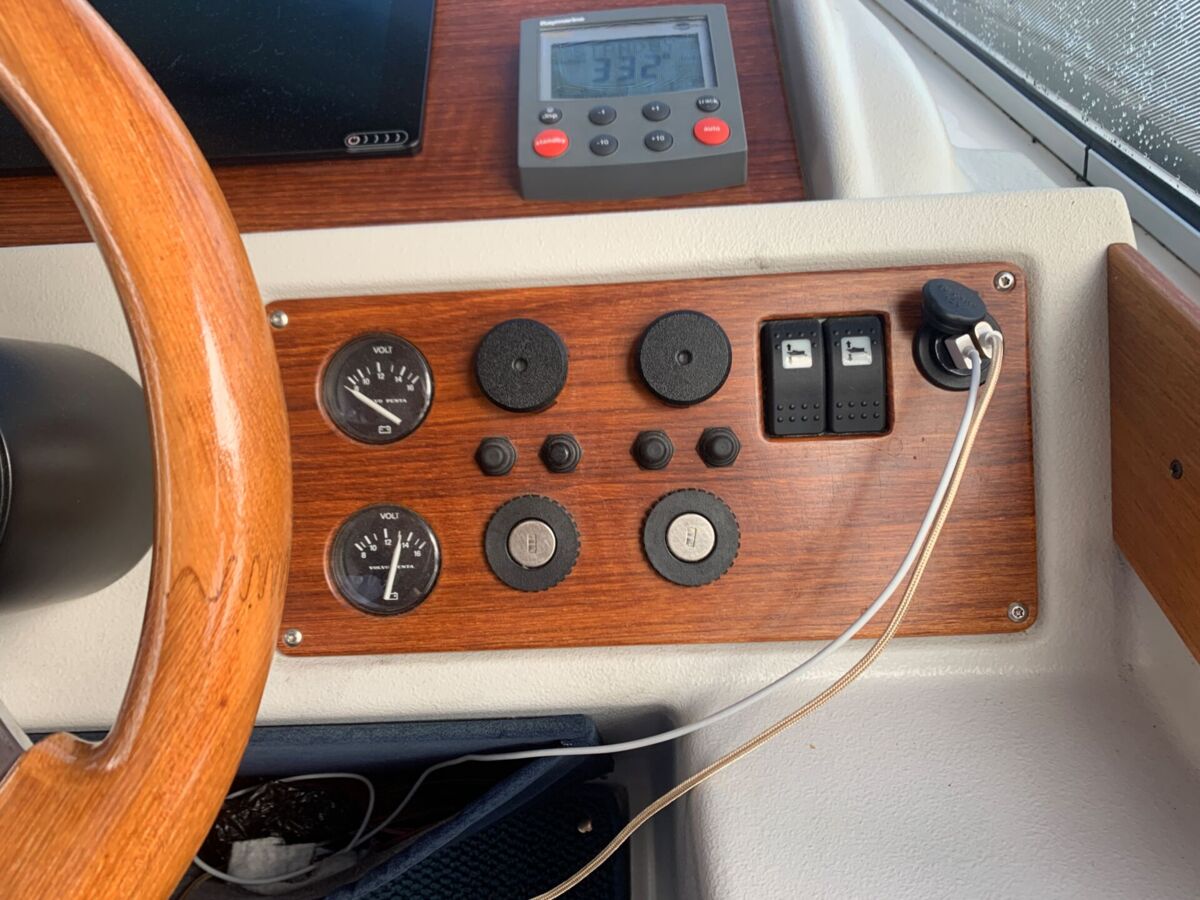 Motoryacht Nimbus 380 Carisma Fly Sailing World Yachtbrokes Heiligenhafen 16