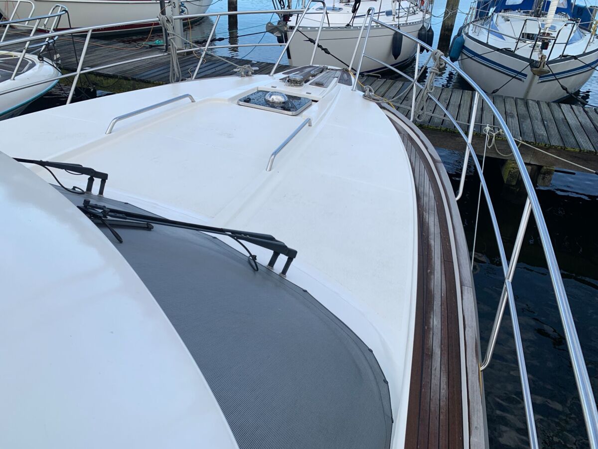 Motoryacht Nimbus 380 Carisma Fly Sailing World Yachtbrokes Heiligenhafen 62