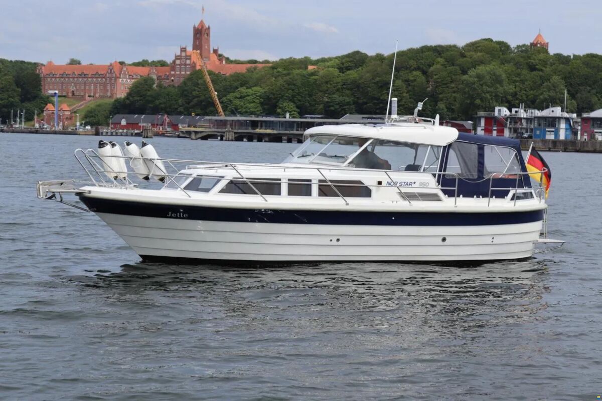 Motoryacht Nor Star 950 Sailing World Yachtbrokers Heiligenhafen 6
