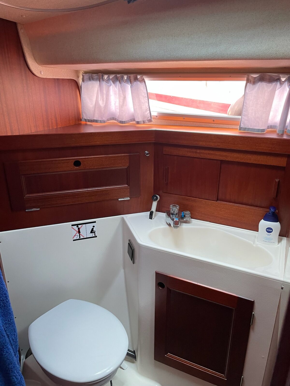 Motoryacht Storebro Royal Cruiser 340 Biscay Sailing World Yachtbrokers Heiligenhafen 18