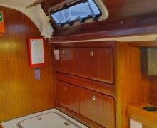 Sailing Yacht Bavaria 42 Sailing World Yachtbrokers 24