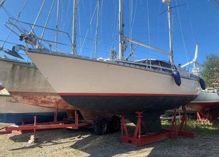 Sailing Yacht Beneteau Evasion 37 Ketch Sailing World Yachtbrokers Heiligenhafen 1