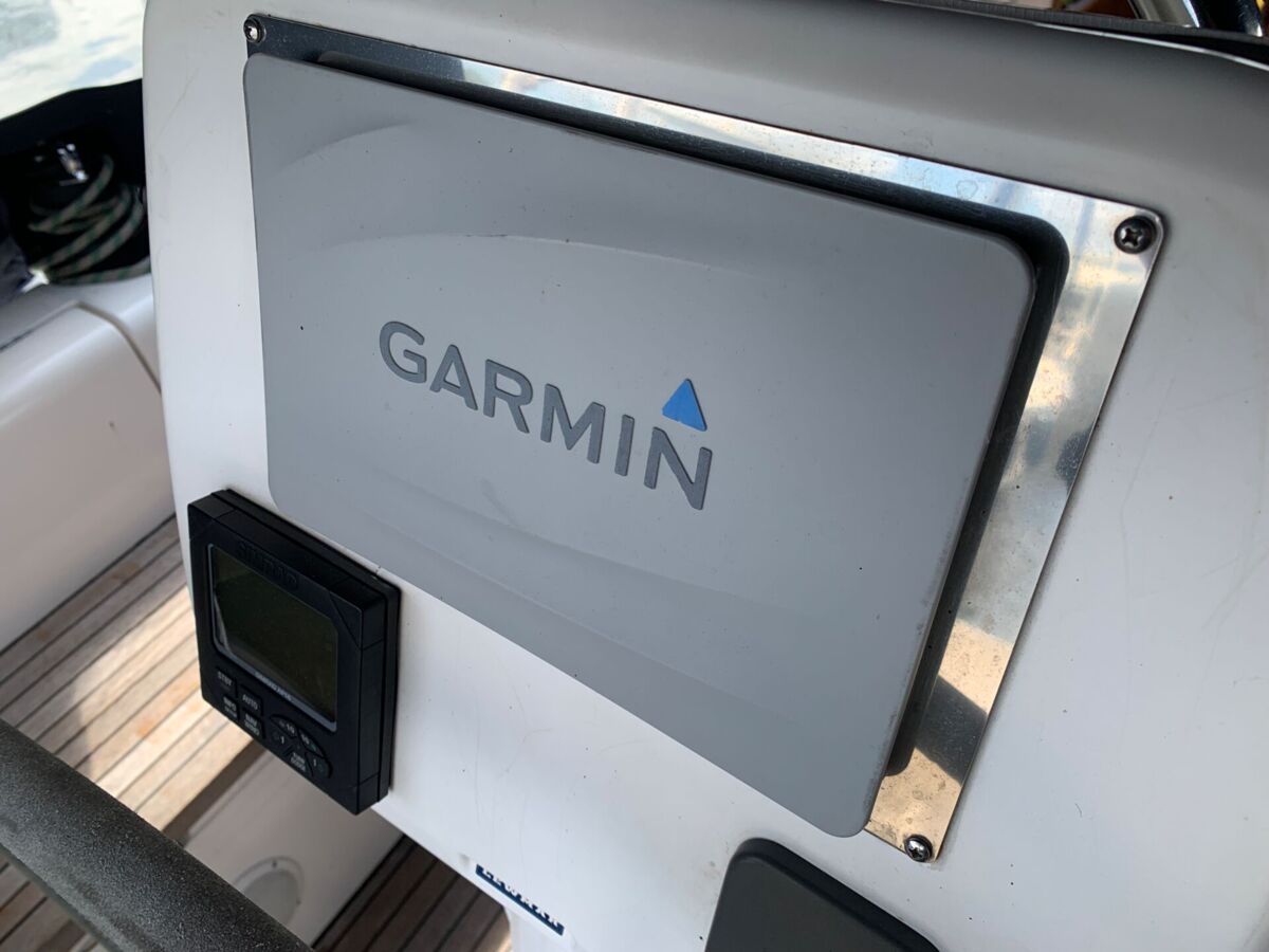 Sailing Yacht Feeling 39 DI Sailing World Yachtbrokers 26