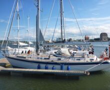 Sailing Yacht Hallberg-Rassy 42 F Sailing World Yachtbrokers Heiligenhafen 1