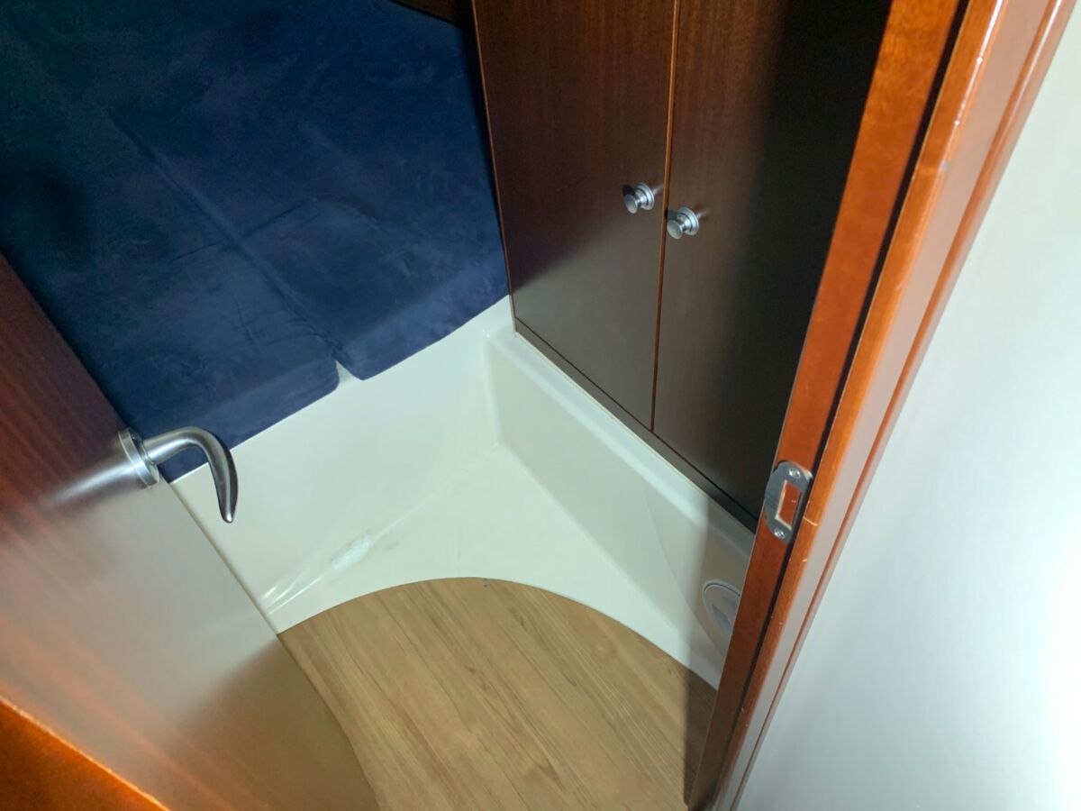 Sailing Yacht Hanse 375 Sailing World Yachtbrokes Heiligenhafen (25)