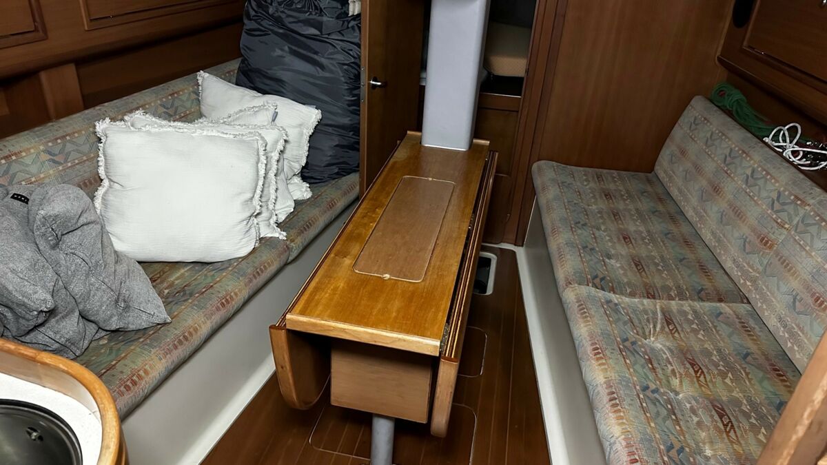 Segelyacht Dehler 35 CWS Sailing World Yachtmakler Heiligenhafen 52