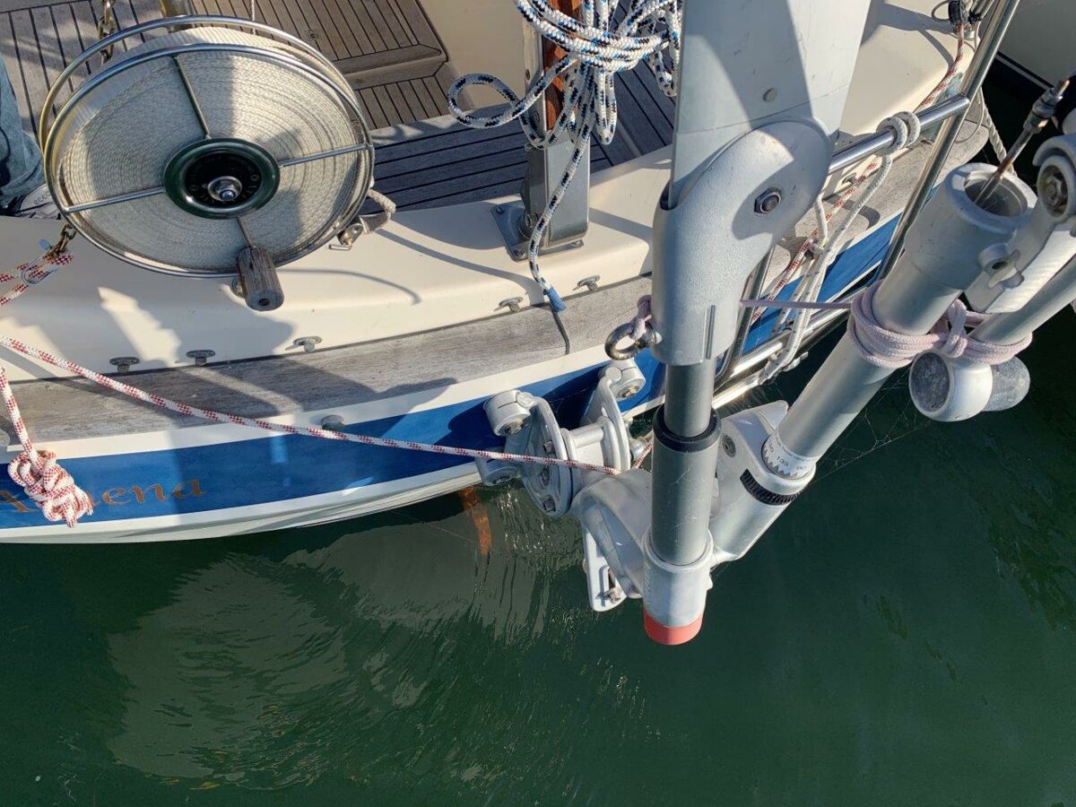 Segelyacht Hallberg-Rassy 29 Fehmarn Sailing World Yachtmakler 17