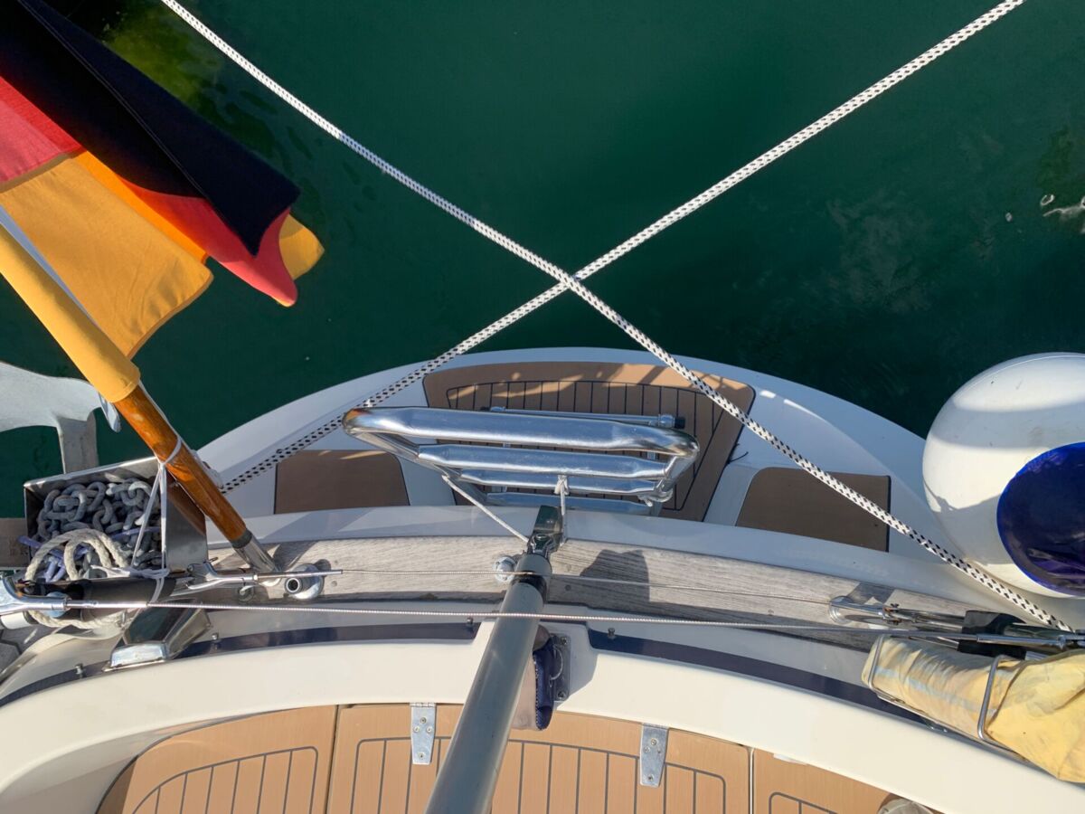 Segelyacht Hallberg-Rassy 34 Sailing World Yachtbrokers 46