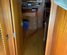 Segelyacht Hallberg-Rassy 45 Sailing World Yachtmakler   (44)