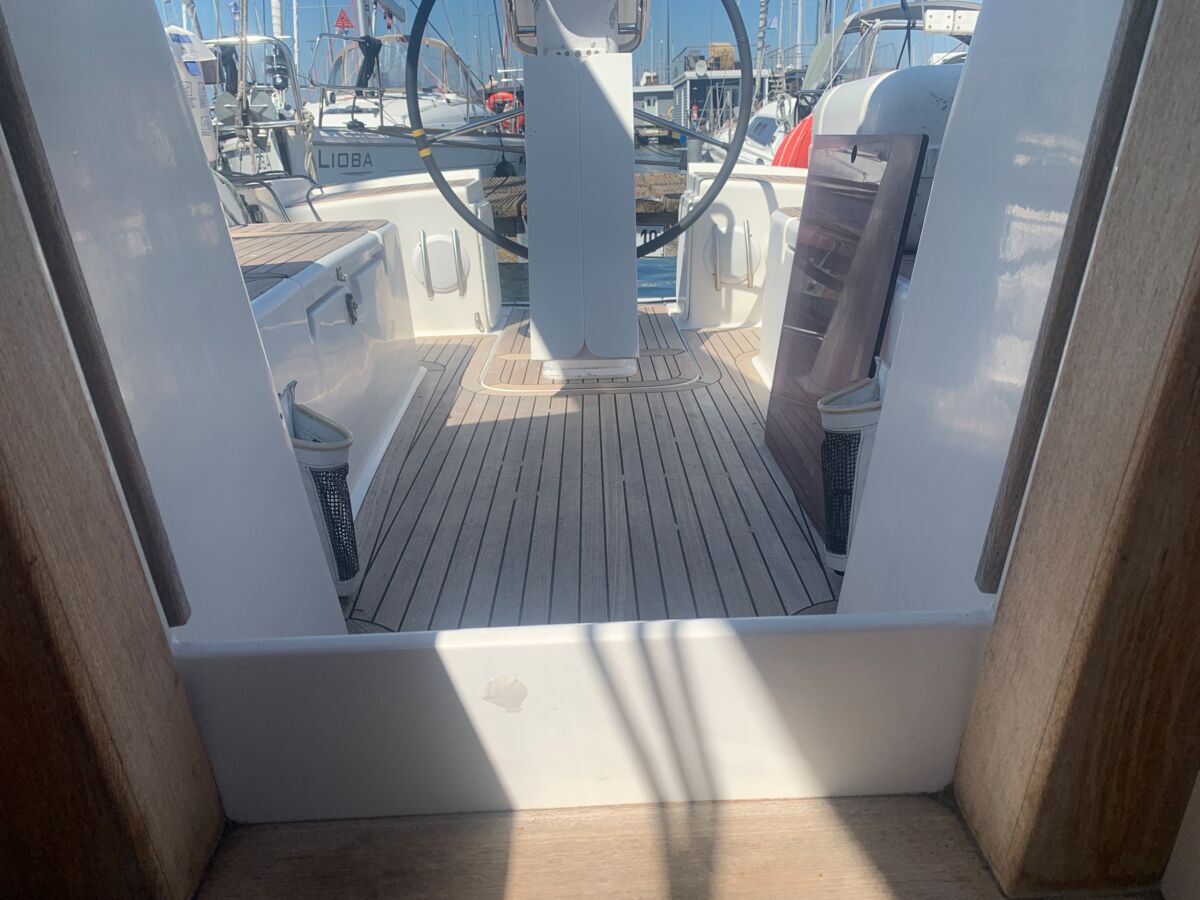 Segelyacht Hanse 370 Sailing World Yachtbrokers Heiligenhafen 35