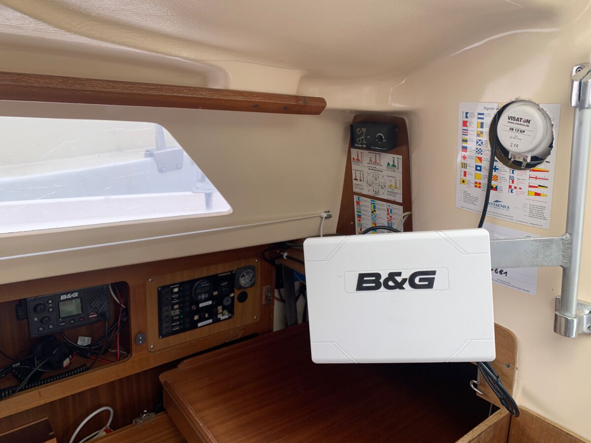 Segelyacht Sunbeam 30 23