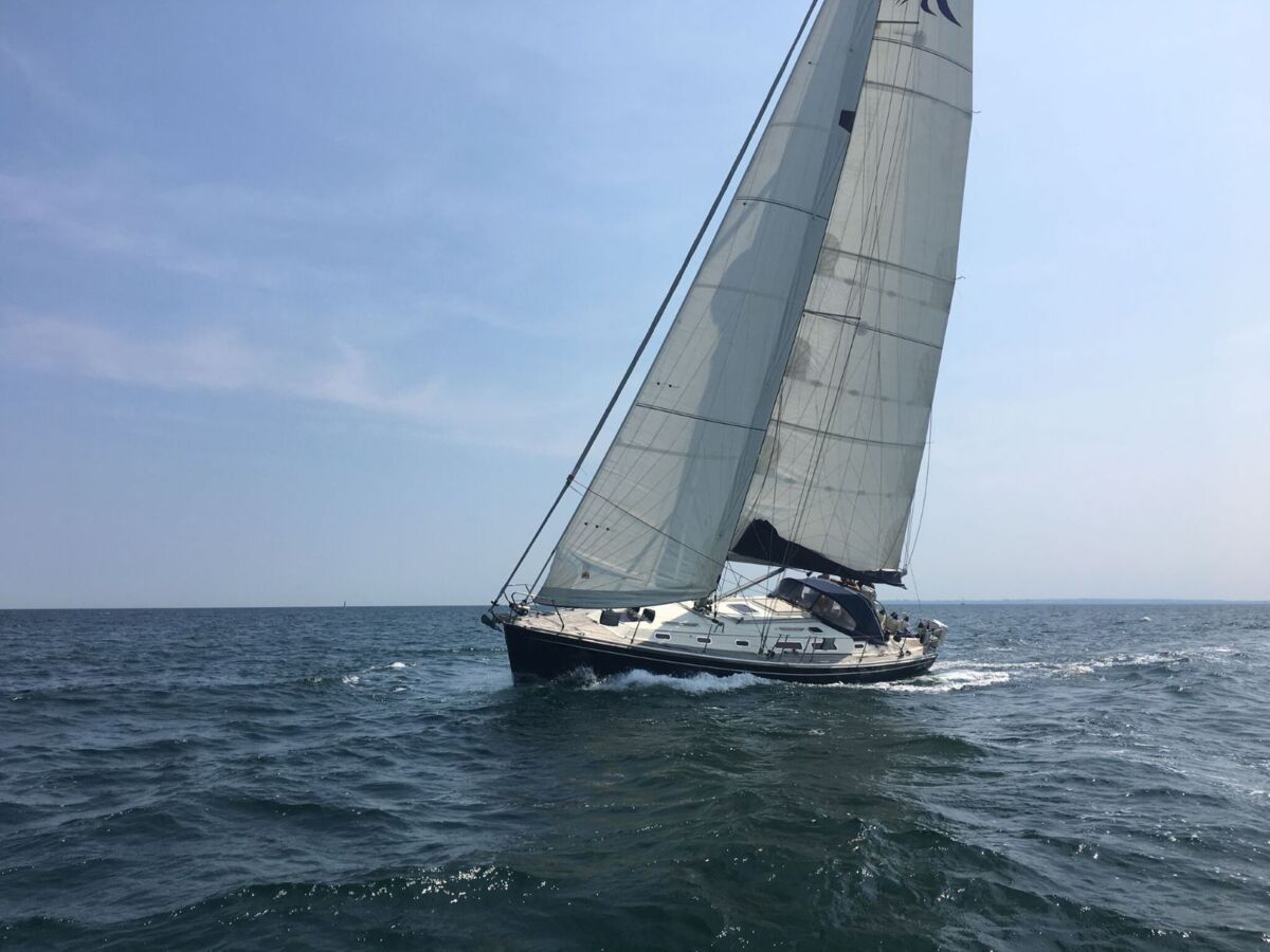 Hanse 411