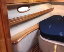 Bavaria 42-Cruiser-Gebrauchtyacht-Sailing-World-Yachtbrokers-15