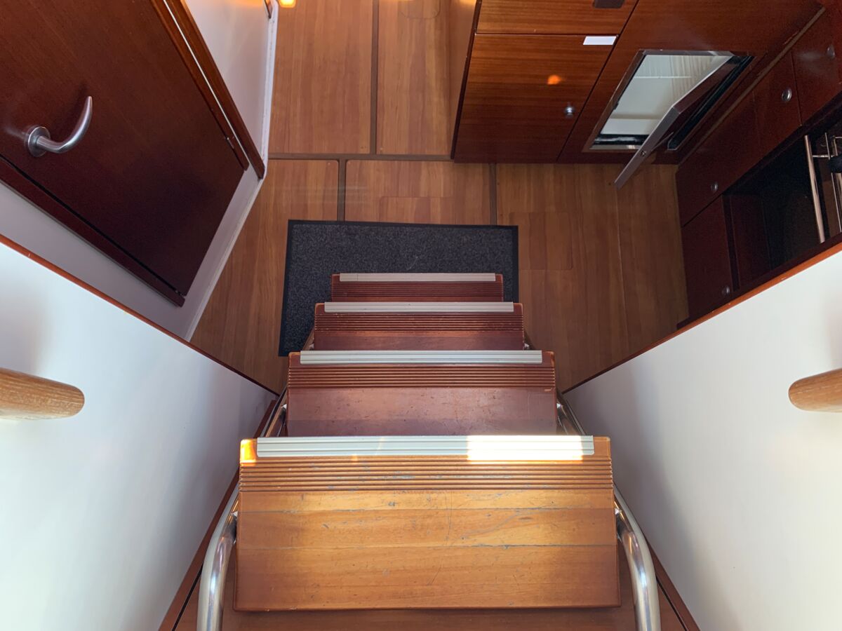 Hanse 370