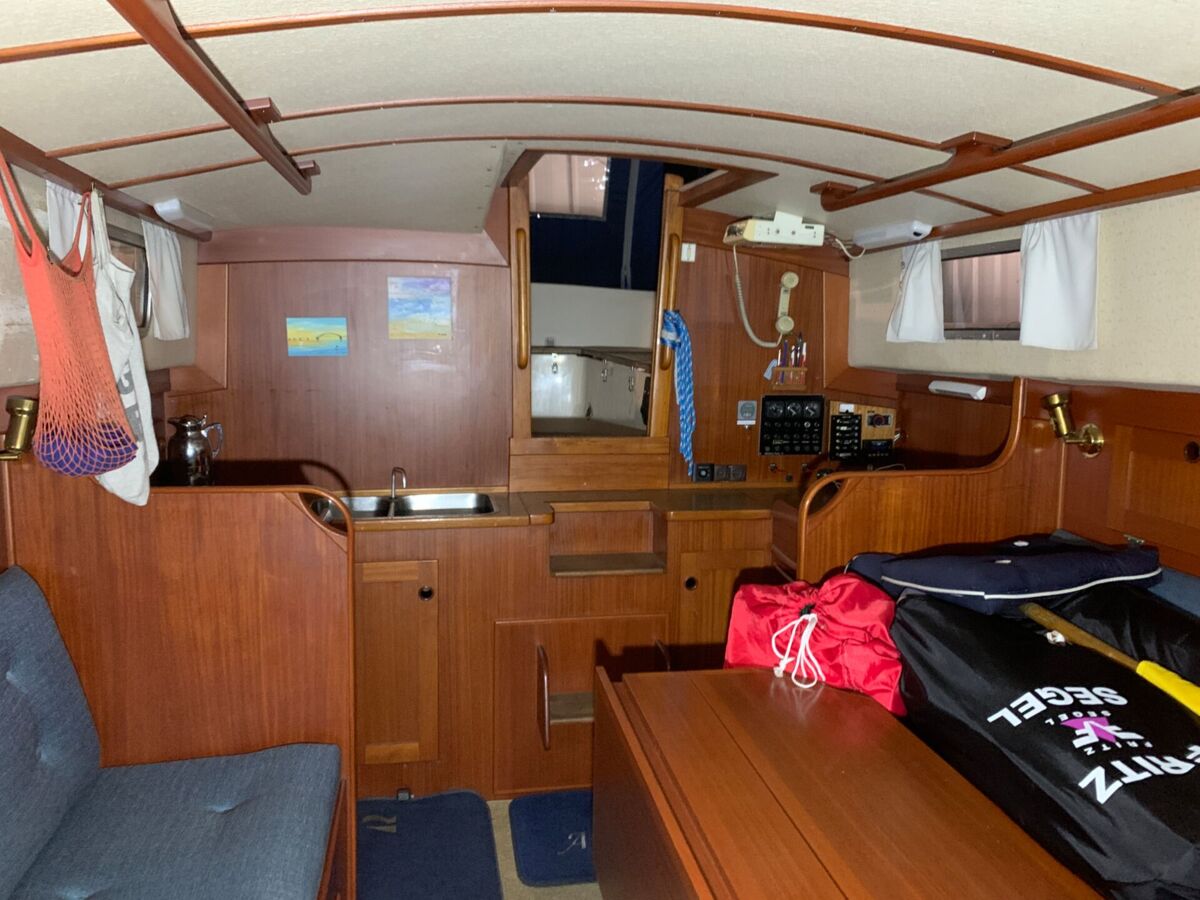 Motorsegler Hallberg-Rassy 94 Sailing World Yachtmakler 81