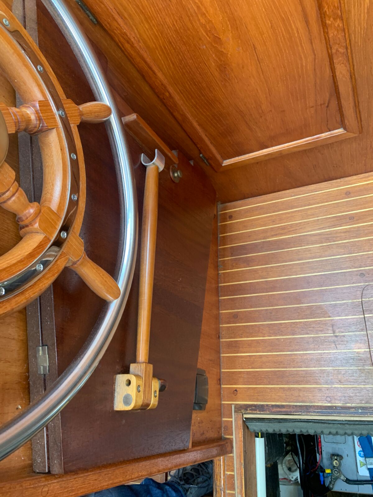 Motorsegler Nauticat 35 Sailingworld Yachtmakler Heiligenhafen 83