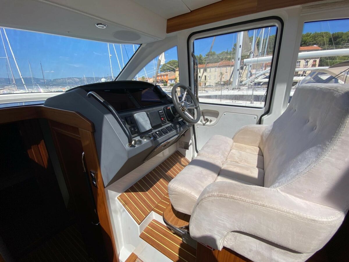 Motoryacht Nimbus 405 Coupe Sailing World Yachtbrokers 7