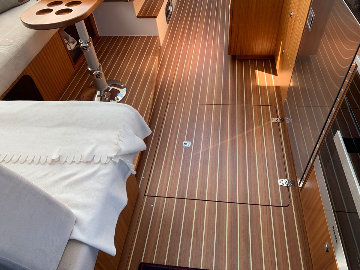 Motoryacht Nimbus 405 Coupe Sailing World Yachtmakler Heiligenhafen 17