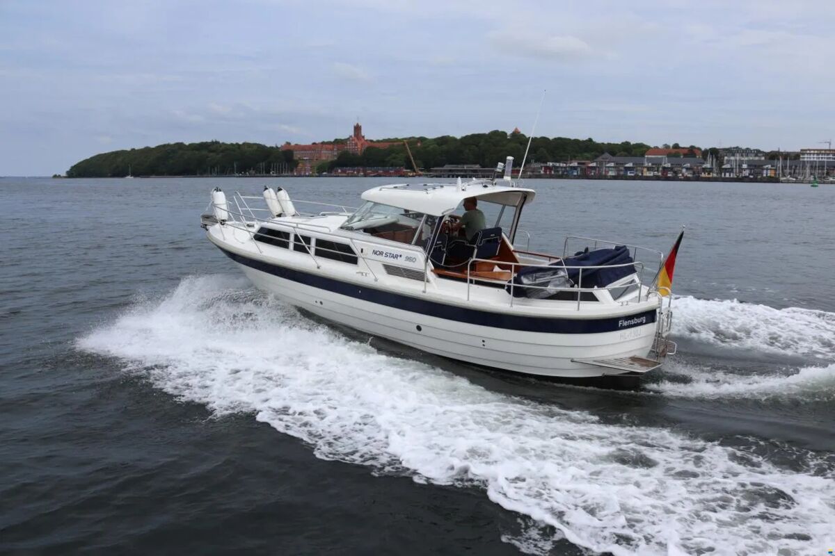 Motoryacht Nor Star 950 Sailing World Yachtbrokers Heiligenhafen 2