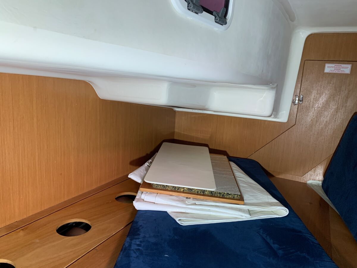 Sailing Yacht Bavaria 34 Cruiser Sailing World Yachtbrokers Heiligenhafen 73