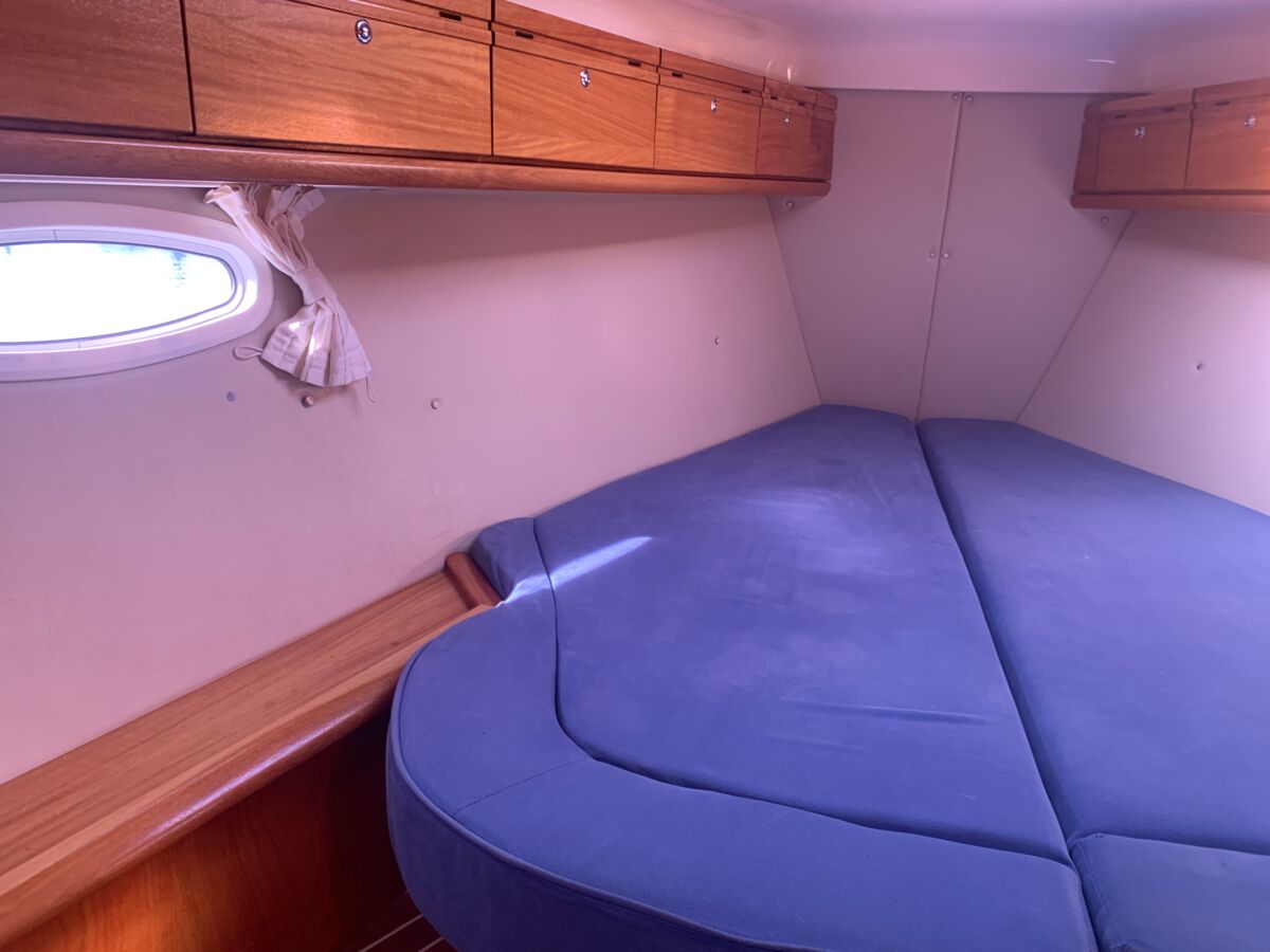 Sailing Yacht Bavaria 40 Cruiser Sailing World Yachtmakler Heiligenhafen 15