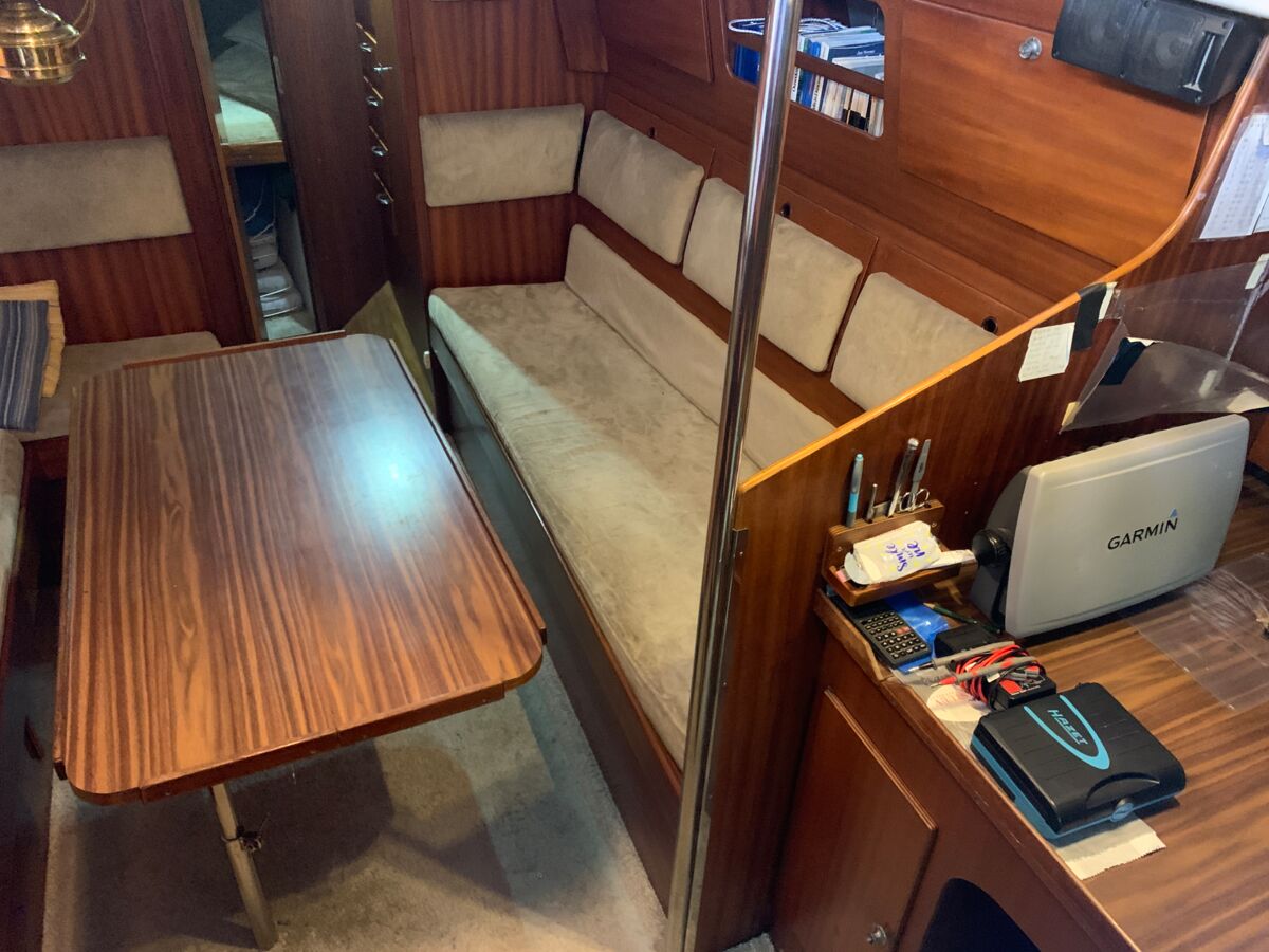 Sailing Yacht Contest 36 Sailing World Yachtbrokers 6