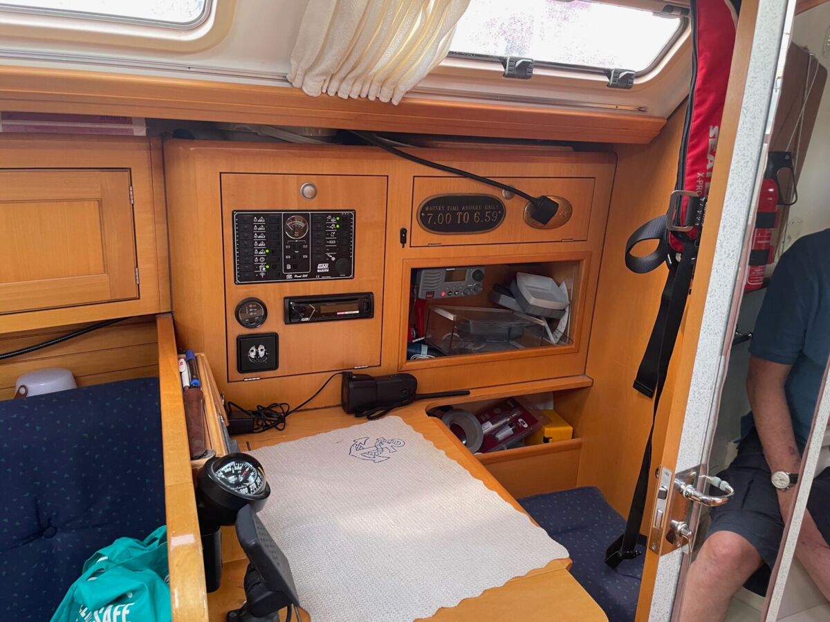 Sailing Yacht Elan 34 Sailing World Yachtmakler Heiligenhafen 12
