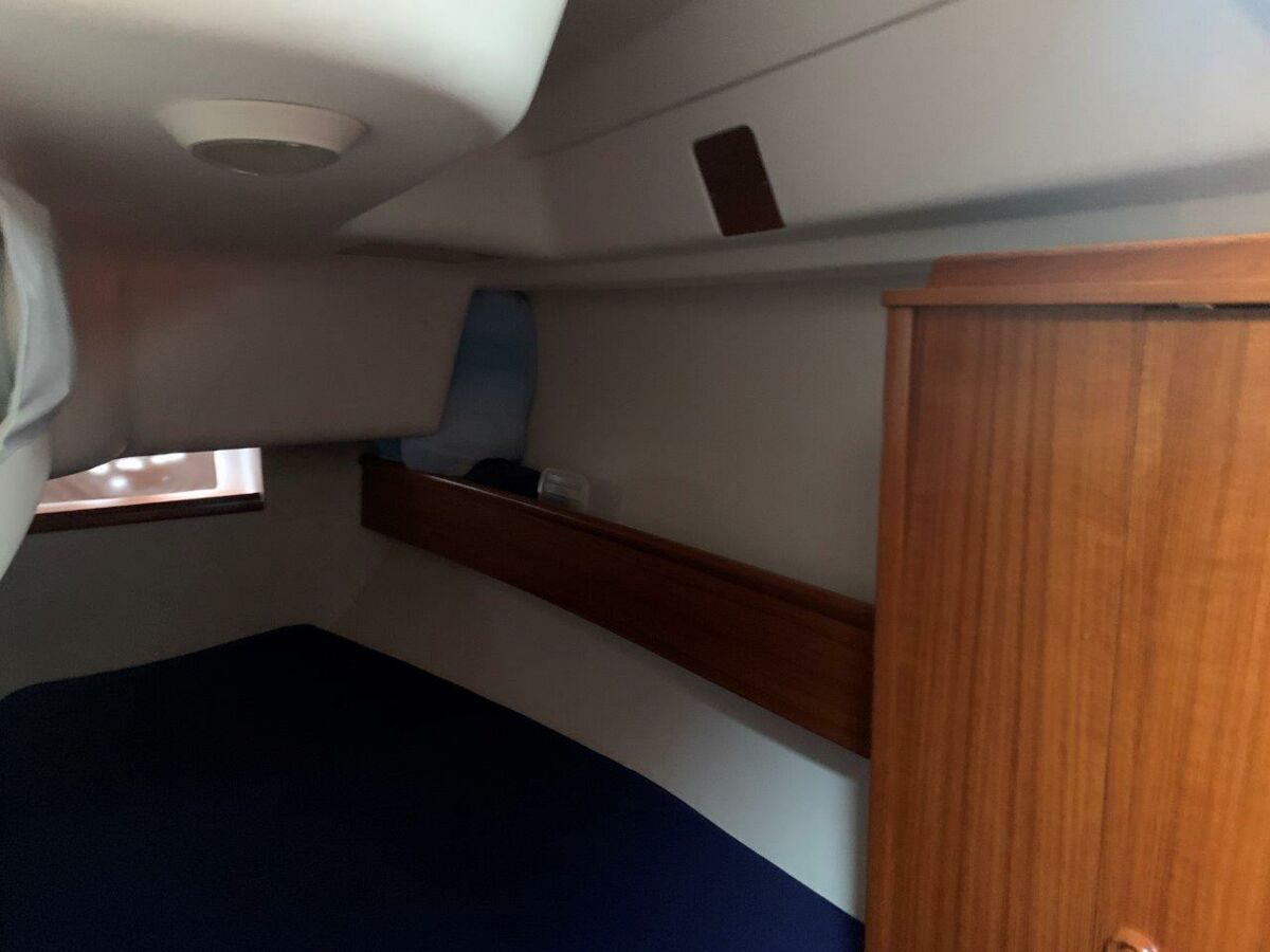 Sailing Yacht Jeanneau Sun Odyssey 32.2 Sailing World Yachtbrokers Heiligenhafen 32