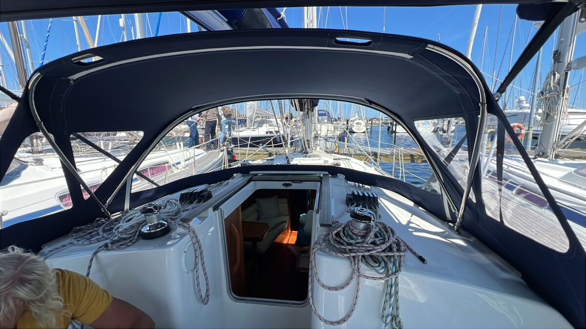 Sailing Yacht Jeanneau Sun Odyssey 37 -24