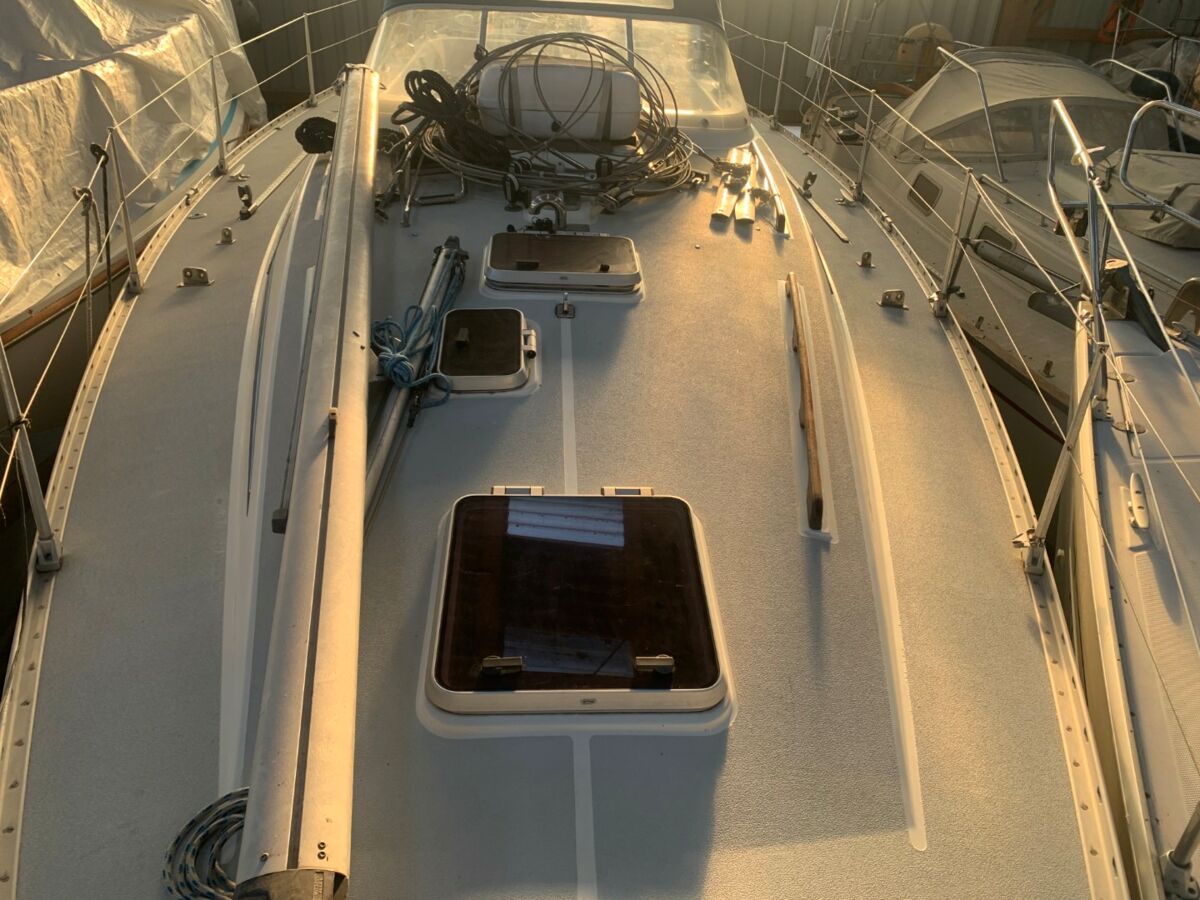 Sailing Yacht Moody 37 Sailing World Yachtbrokers 4