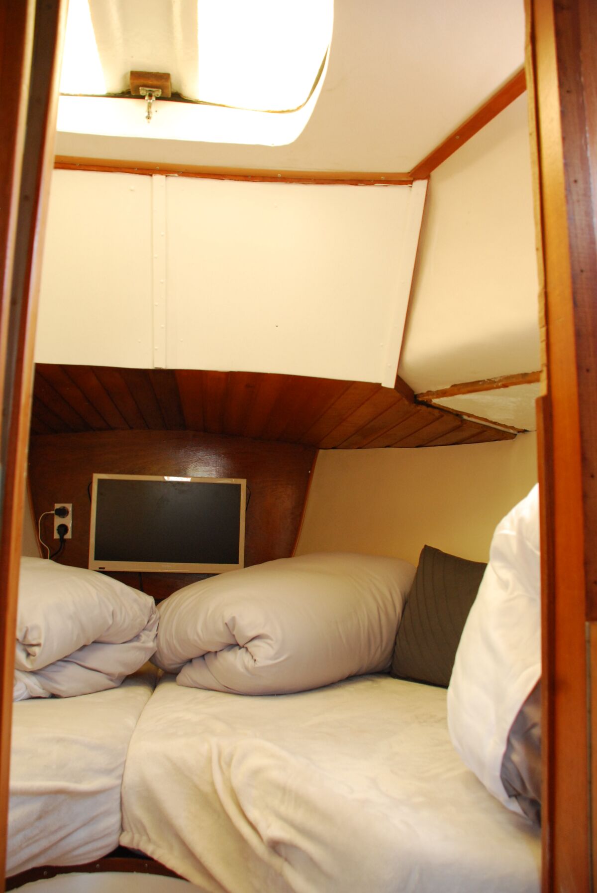Sailing Yacht Snapdragon Sailing World Yachtbrokers 29