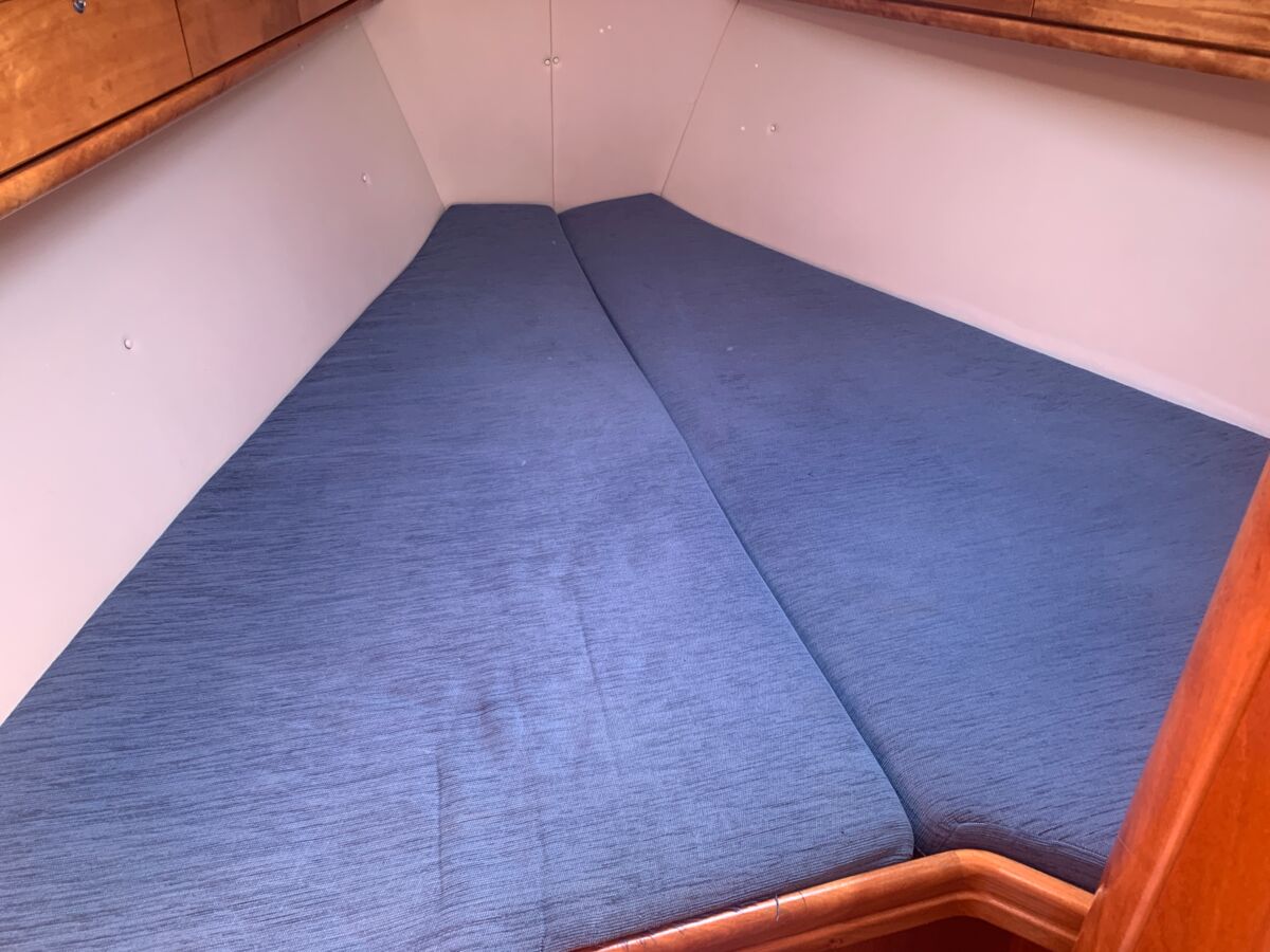 Segelyacht Bavaria 37 Cruiser Sailing World Yachtbrokers Heiligenhafen 12