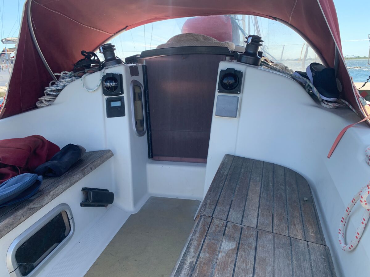 Segelyacht Dehler 34 Sailing World Yachtmakler Heiligenhafen 5