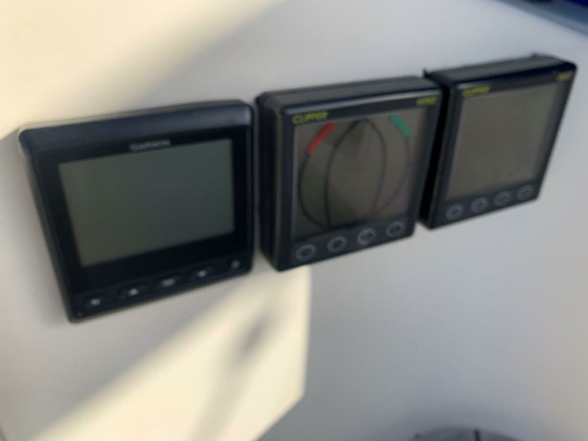 Segelyacht Hallberg-Rassy 29 Fehmarn Sailing World Yachtmakler 22