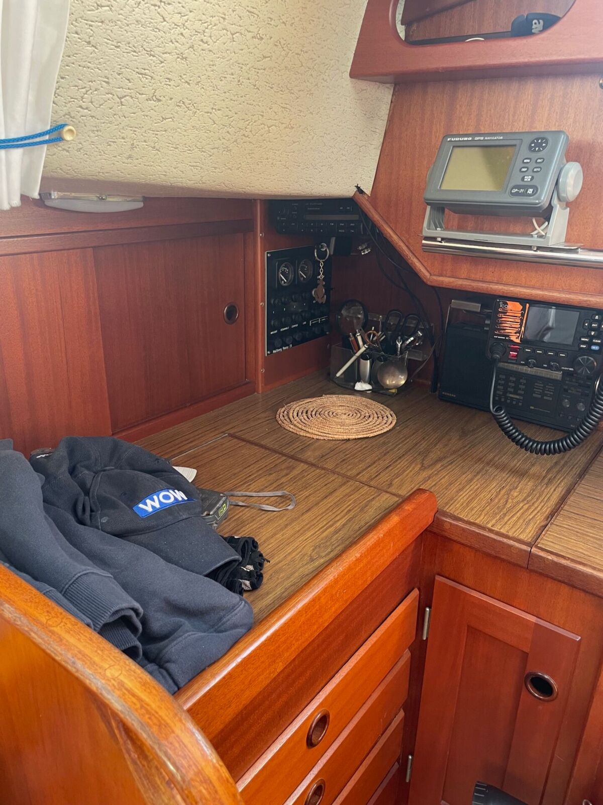 Segelyacht Hallberg-Rassy 29 Sailing World Yachtbrokers 18
