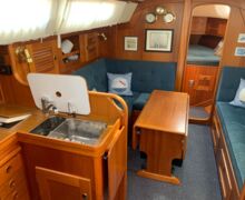 Segelyacht Hallberg-Rassy 34 Sailing World Yachtbrokers 11