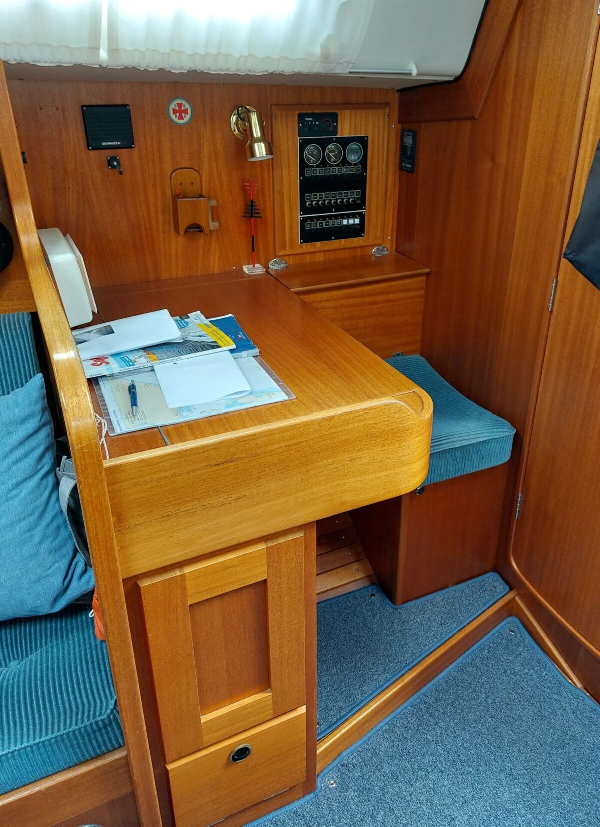 Segelyacht Hallberg-Rassy 34 Sailing World Yachtbrokers 5