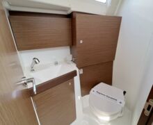 Beneteau Oceanis 35.1 Sailing World Yachtmakler 11