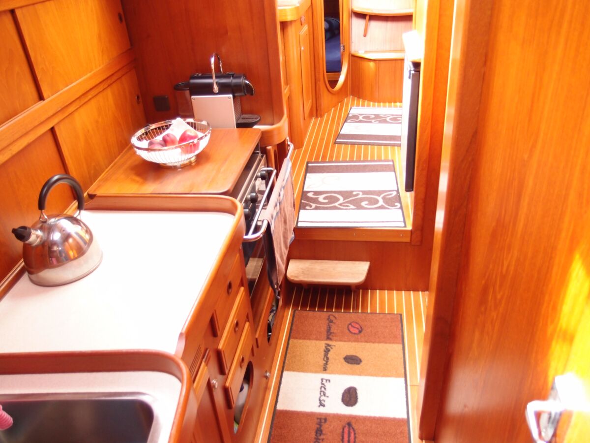 Degeroe38DS-Sailing-World-Yachtbrokers-10