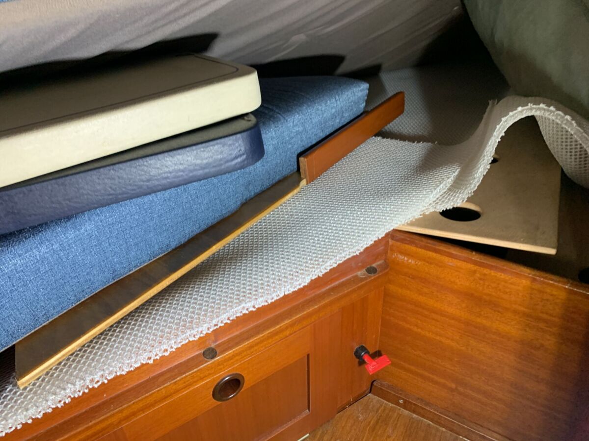 Motorsegler Hallberg-Rassy 94 Sailing World Yachtmakler 76