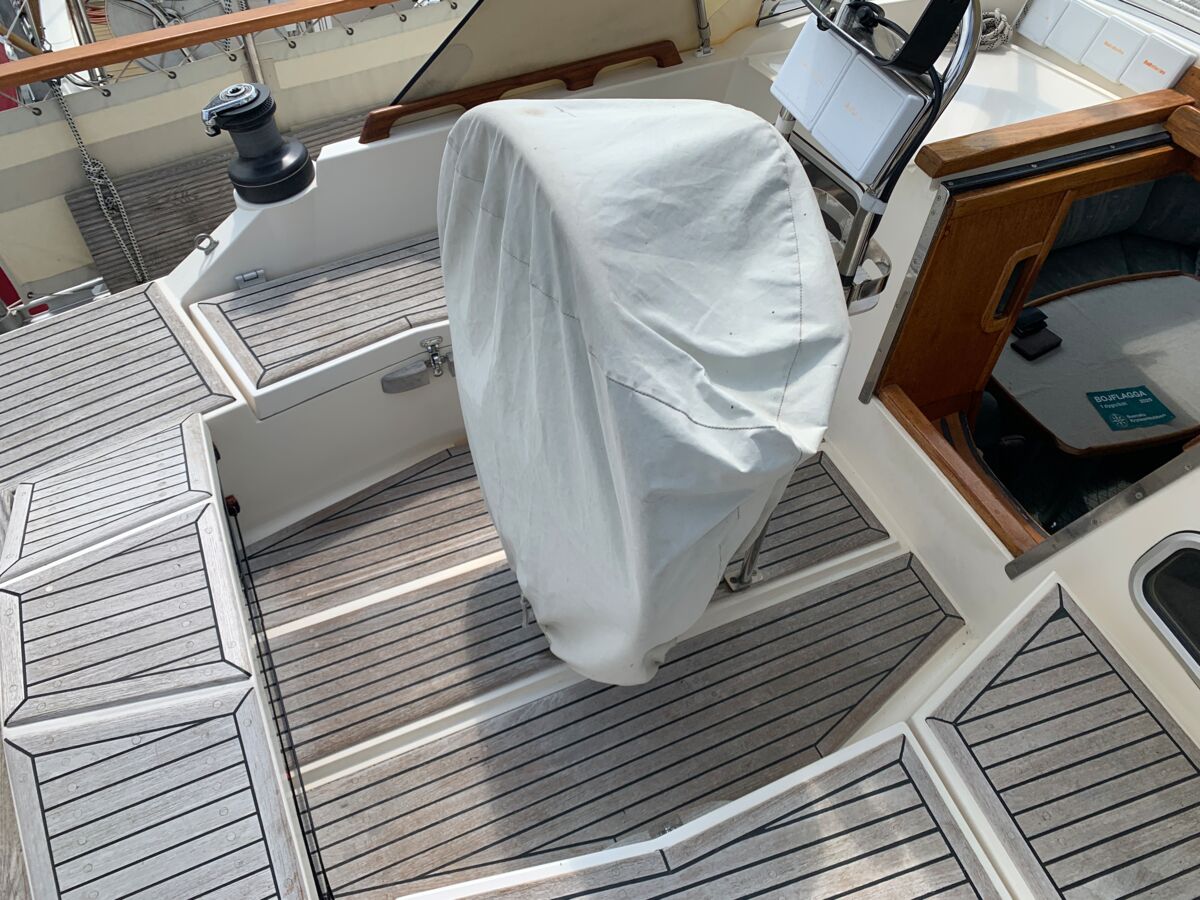 Motorsegler Nauticat 35 Sailingworld Yachtmakler Heiligenhafen 19