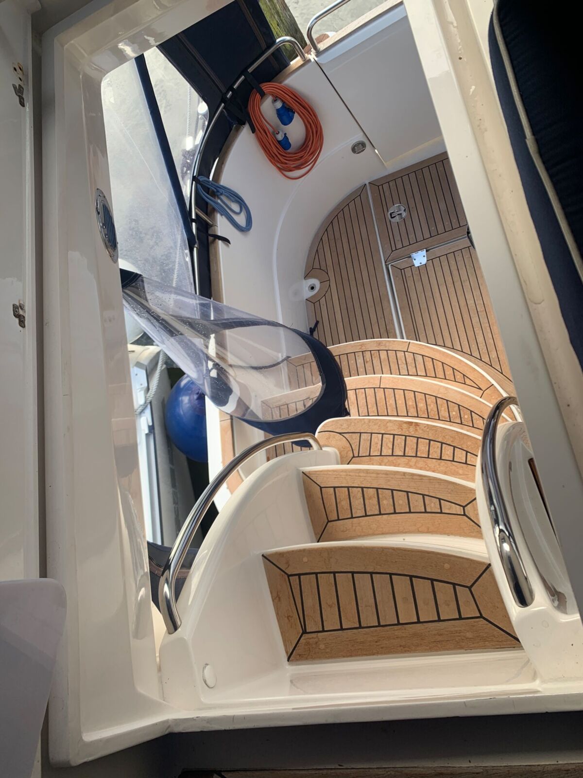 Motoryacht Nimbus 380 Carisma Fly Sailing World Yachtbrokes Heiligenhafen 60