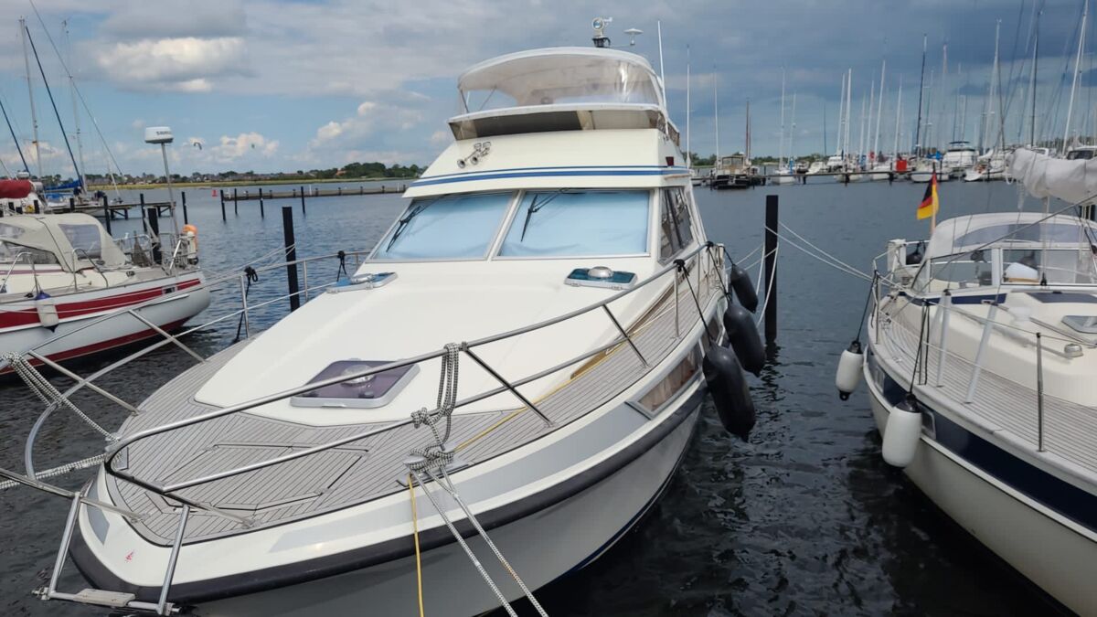 Motoryacht Storebro Royal Cruiser 340 Biscay Sailing World Yachtbrokers Heiligenhafen 2