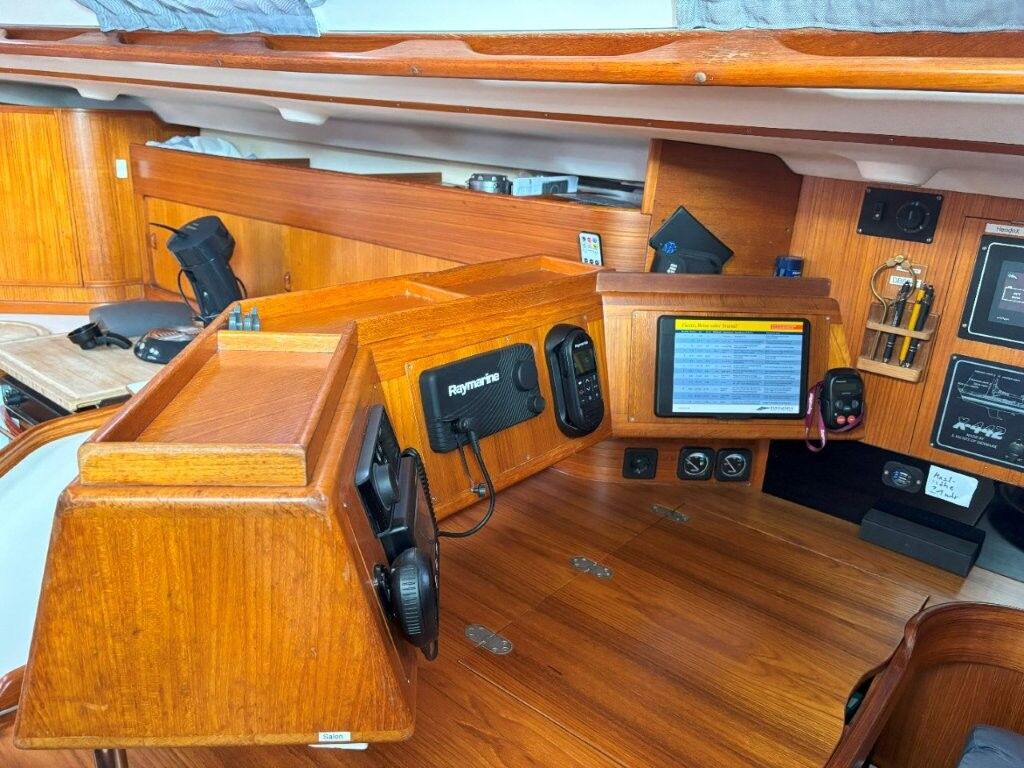 Sailing Xacht X-442 Sailing World Yachtbrokers 7