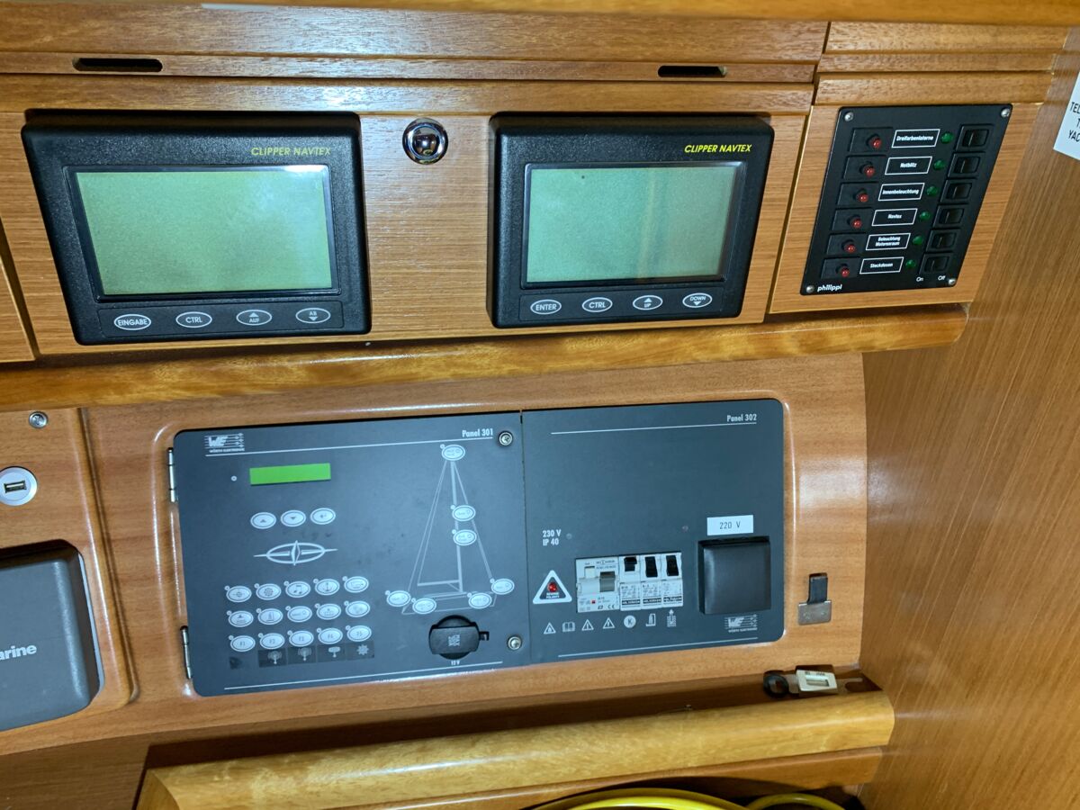 Sailing Yacht Bavaria 34 Cruiser Sailing World Yachtbrokers Heiligenhafen 55