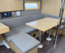 Sailing Yacht Beneteau Oceanis 38 - 16