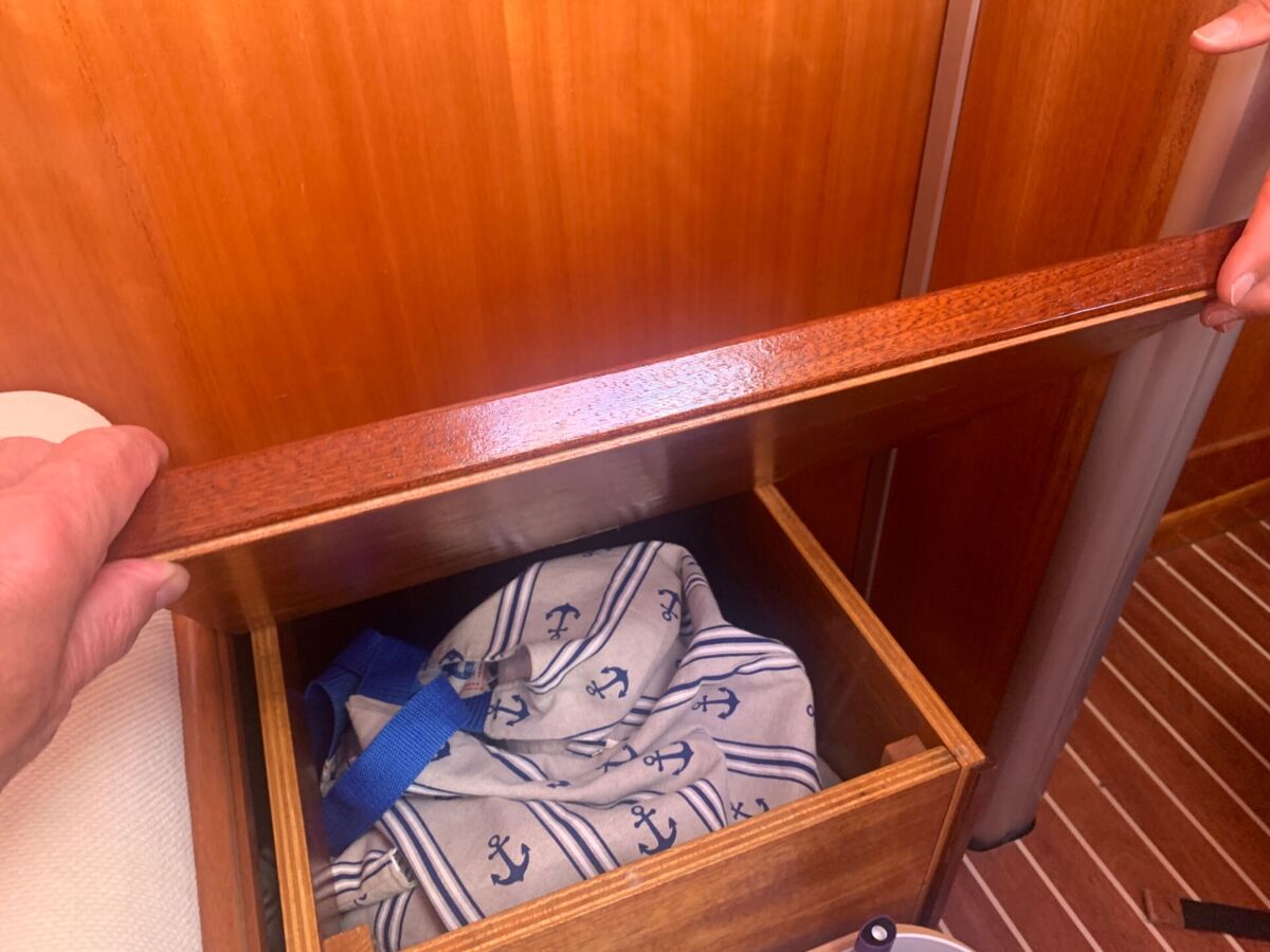 Segelyacht Bavaria 31 Cruiser Sailing World Yachtbrokers Heiligenhafen 18