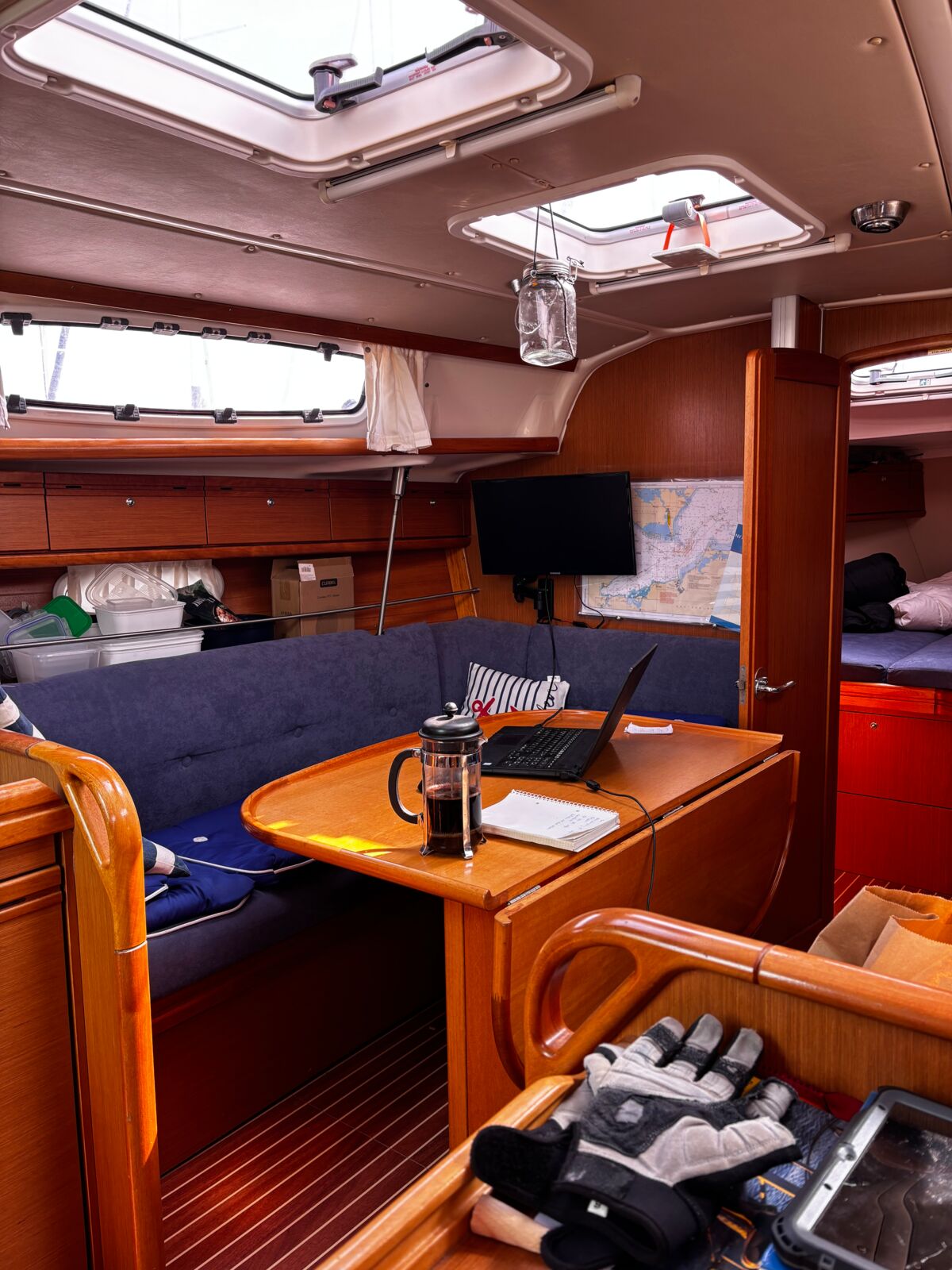 Segelyacht Bavaria 34 Cruiser Sailing World Yachtmakler Heiligenhafen 7